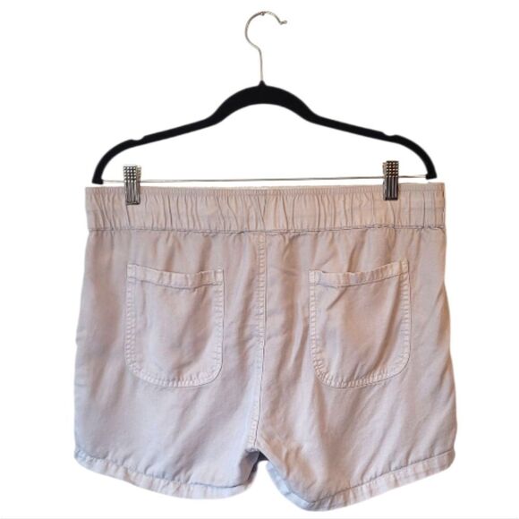Tentree Women's Light Grey 100% Tencel Shorts Size L - Picture 2 of 6